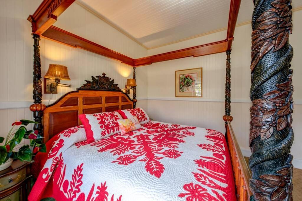 Ola'A House By Volcano Heritage Cottages Exteriör bild